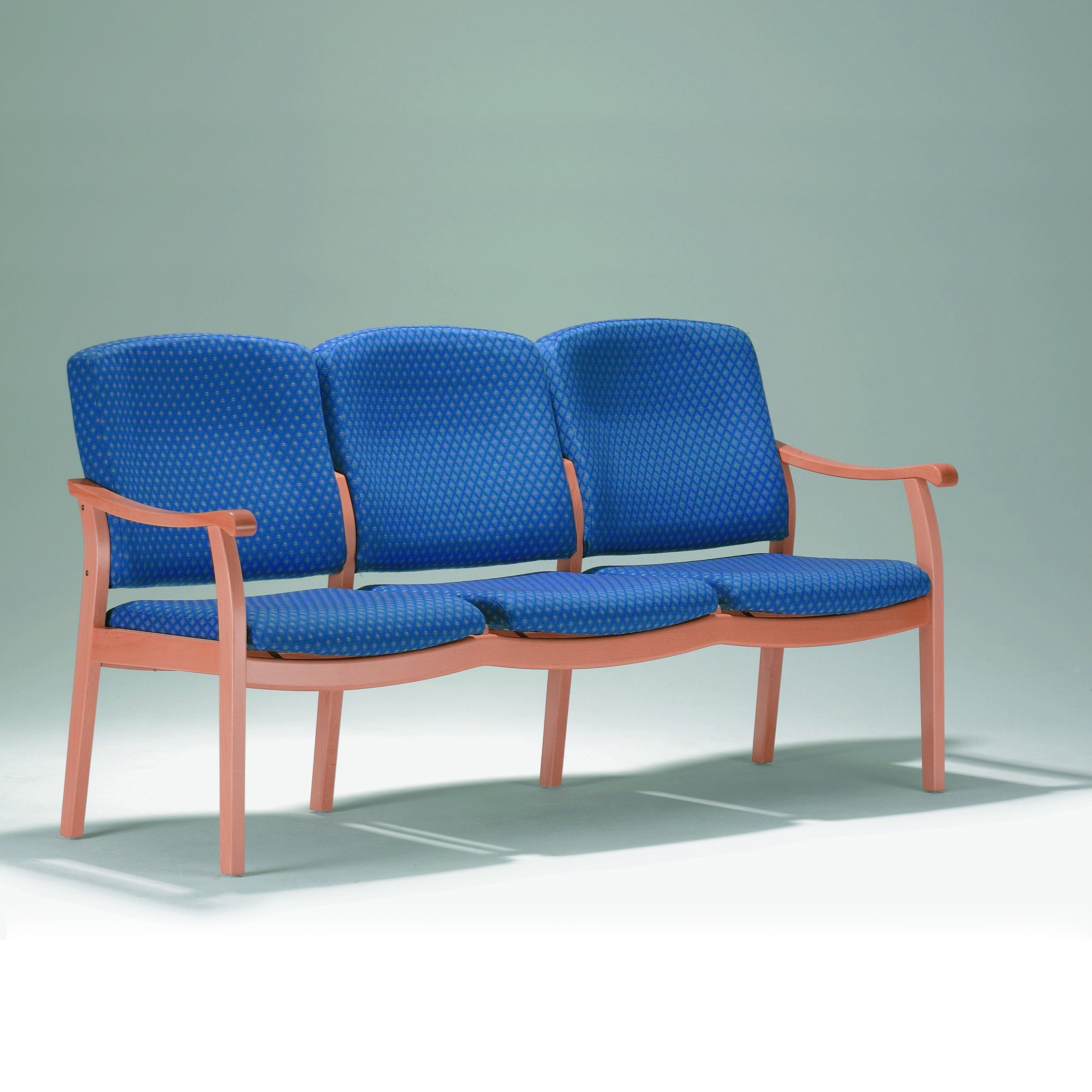 Grönemeyer Möbel für Alten- und Pflegeeinrichtungen | Lyra | 70 - 633